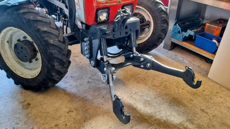TIRANȚI FRONTALI UNIVERSALI PENTRU TRACTOR CAT.2 1500KG