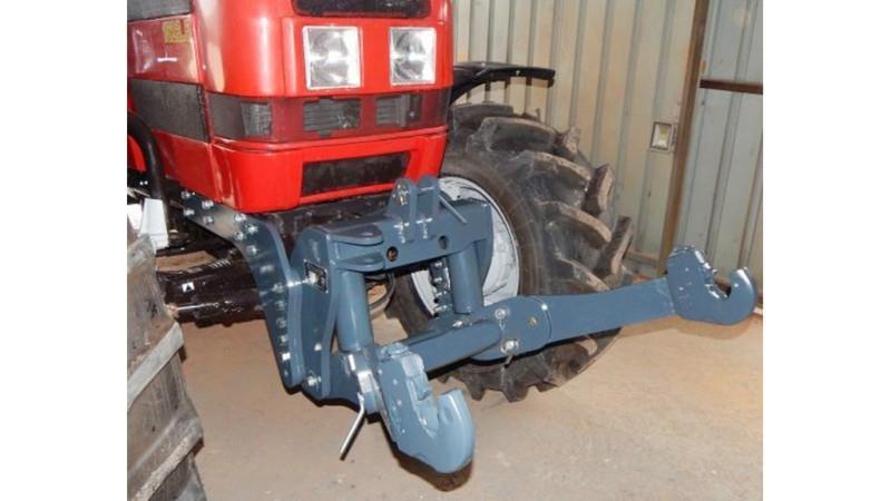 KIT UNIVERSAL CARREGADEIRA HIDRÁULICA 3ª CATEGORIA PARA TRACTOR 2250kg